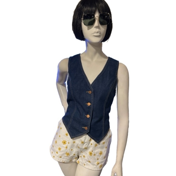 PacSun Daisy floral Print Summer! Jean Shorts Size M - Picture 1 of 3